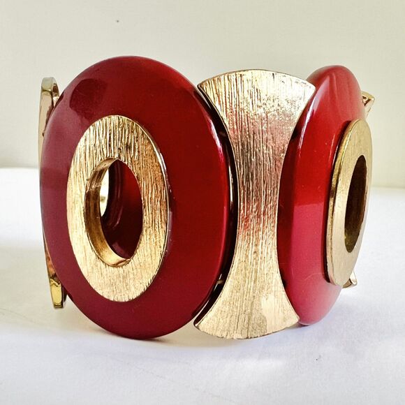 Vintage Jewelry - 70s Vintage Red Resin / Goldtone Metal Stretch Statement Bracelet Modernist